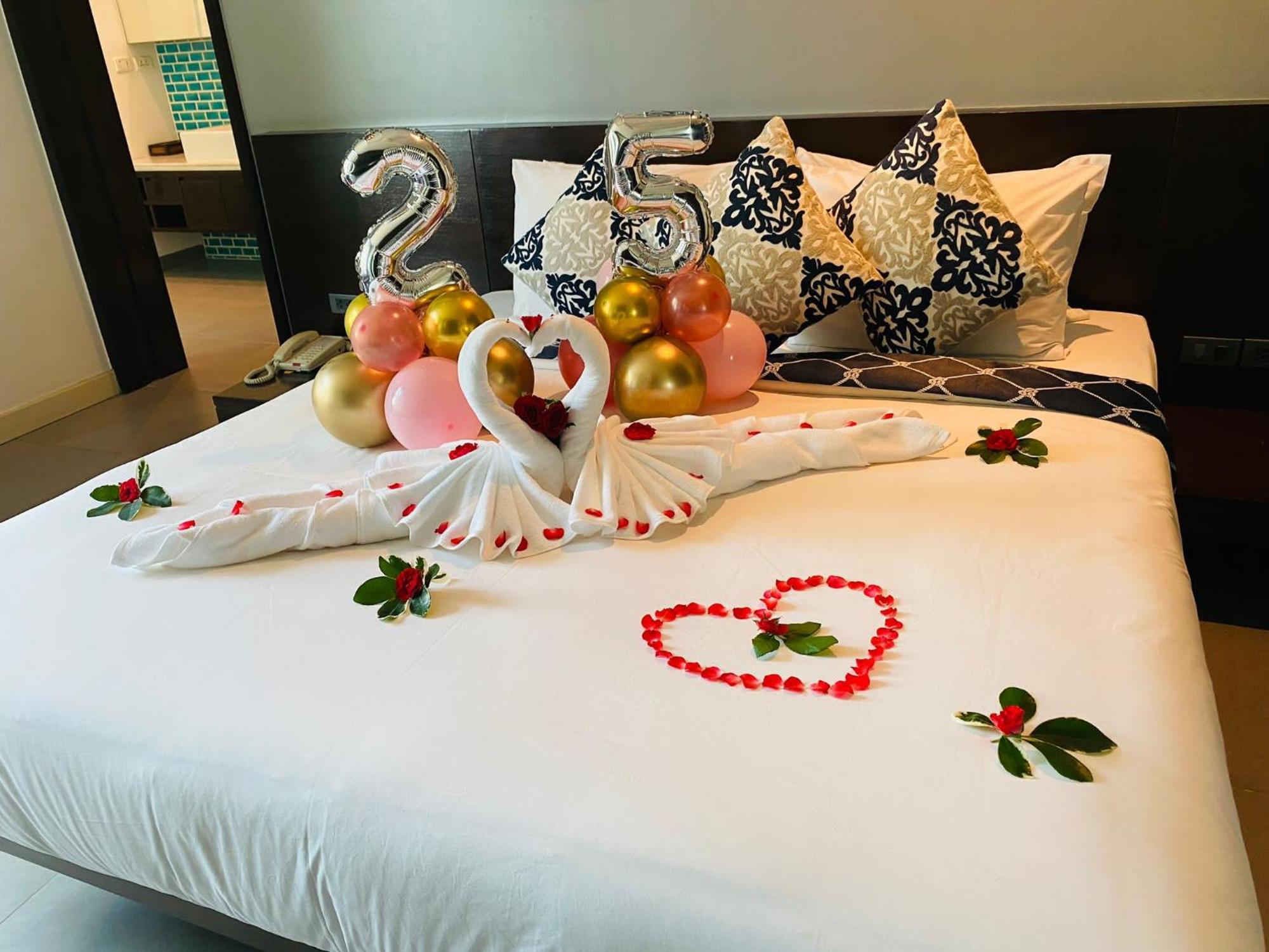 Karon Sea View Beach Apartment Luaran gambar